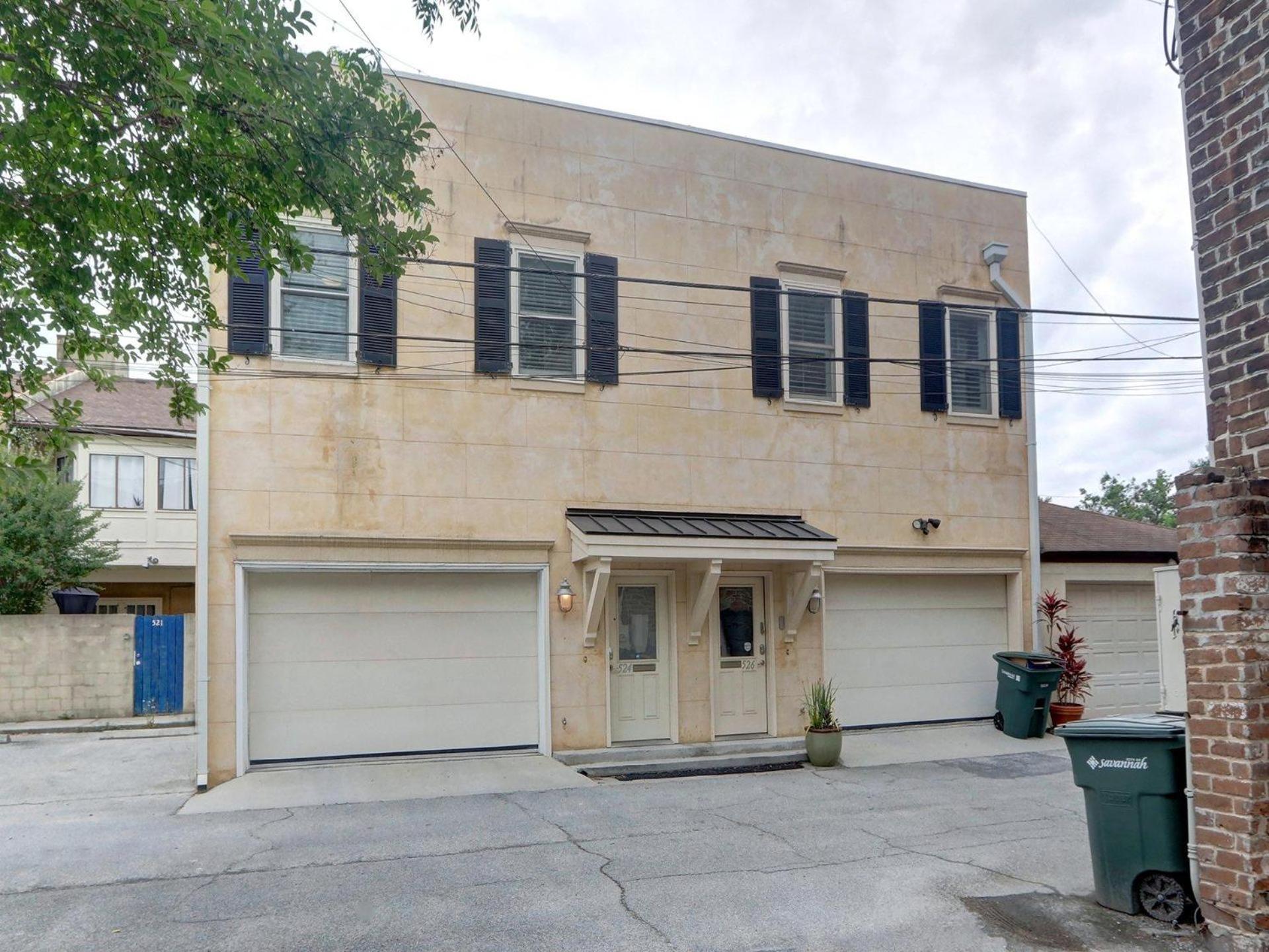 Broughton Deco Carriage Apartment Savannah Exterior photo